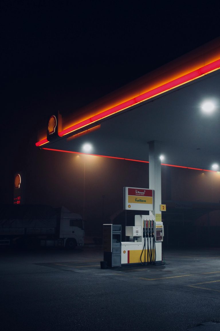 Rising Fuel Prices Send Ripples Through South African Economy, Squeeze Average Consumers